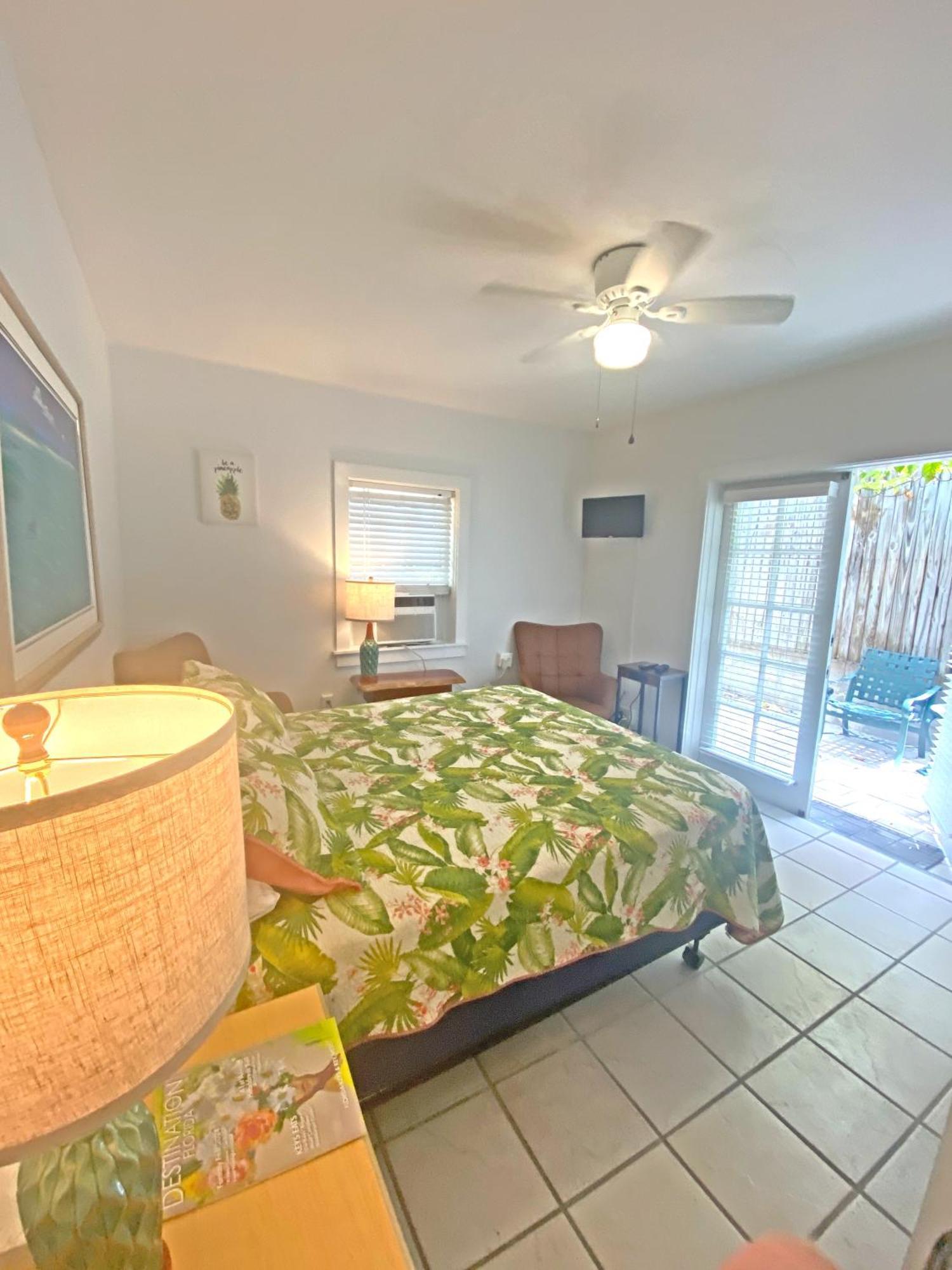 Maison d'hôtes Alexander Palms Court - No Hidden Fees! Key West
