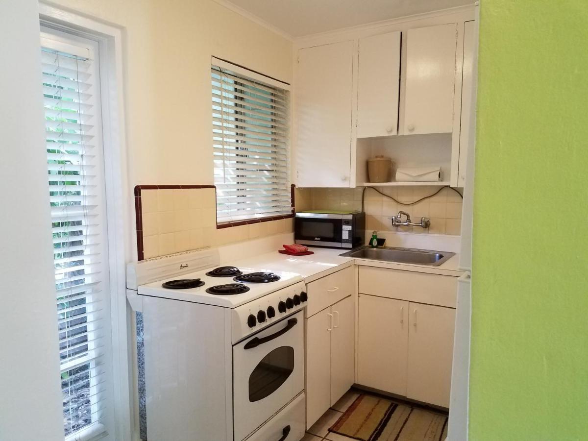 Alexander Palms Court - No Hidden Fees! * Cayo Hueso