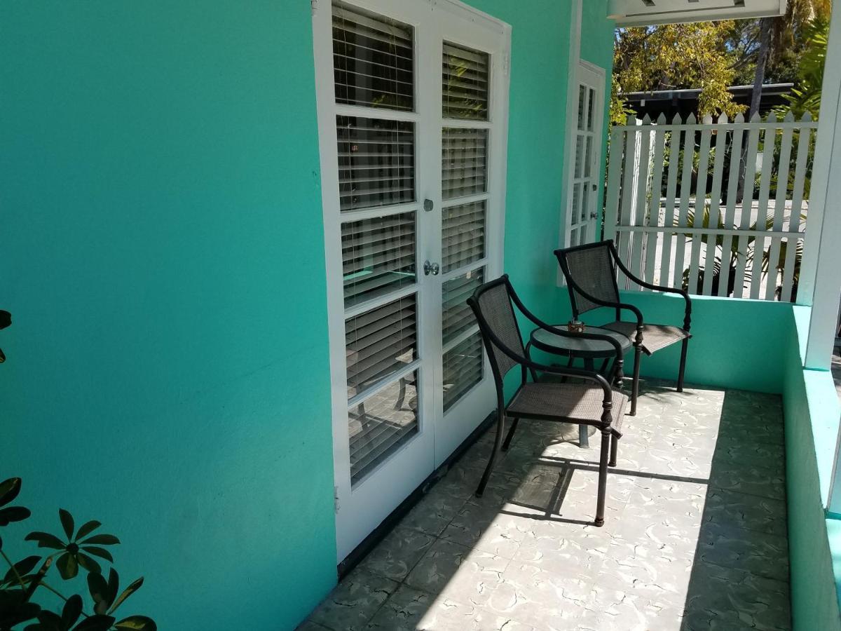 Alexander Palms Court - No Hidden Fees! Gasthof *
